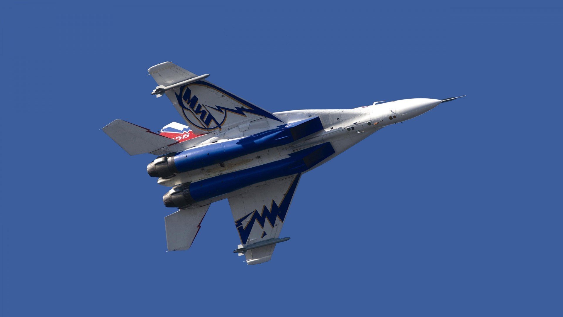 冷面刺客!保罗化身大场面先生,广厦啃下卫冕冠军背后的硬仗密码